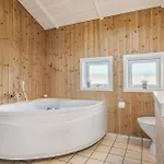 In With Sauna Σπίτι διακοπών *